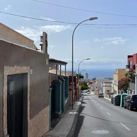 Casa Almendra Feriehus *